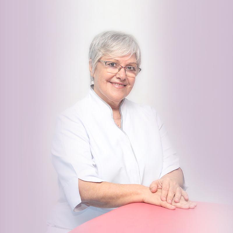 Mari Carmen Cortés, autora de Ve a la Luz que Eres